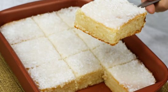 Bolo de tapioca granulada