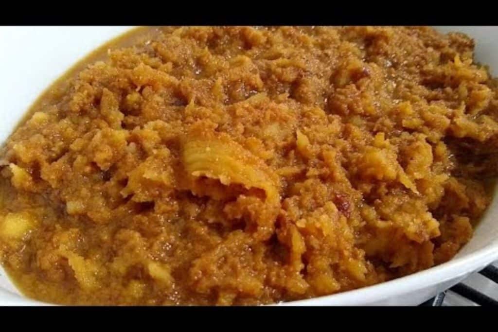 Cocada cremosa de panela de pressão