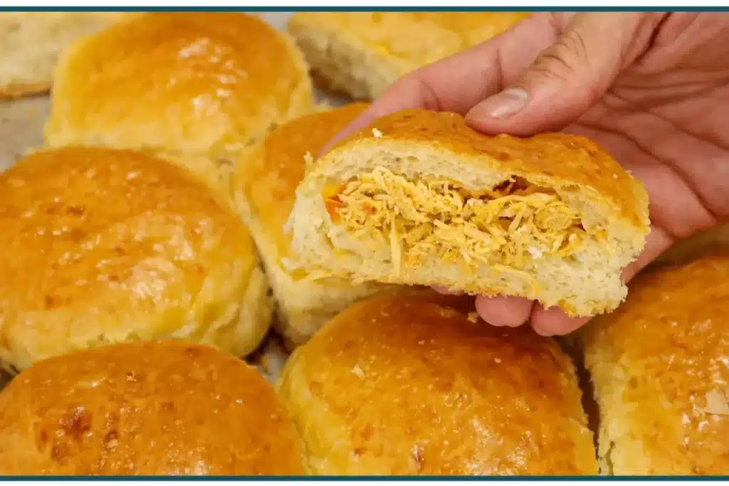 Pão de batata com frango bem recheado e com uma massa divina que derrete na boca 4 Pão de batata com frango