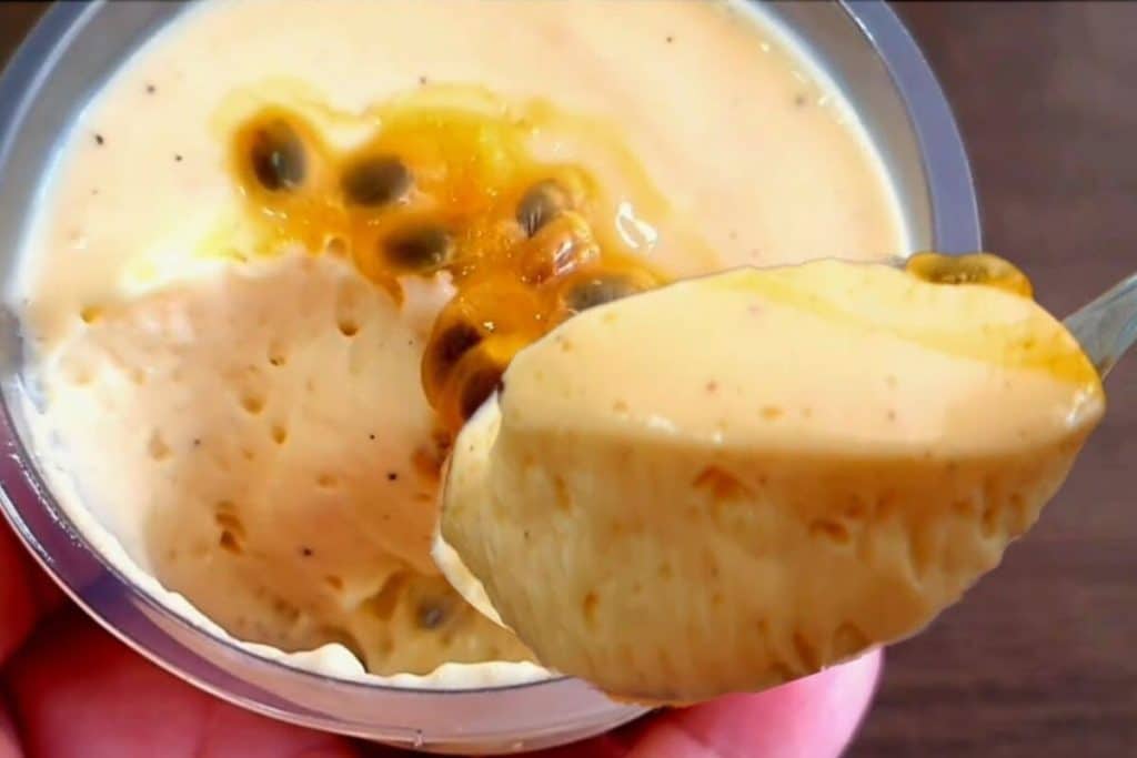 Sobremesa para vender que é feita com a própria fruta e fica com uma cremosidade incrível 176 Sobremesa para vender