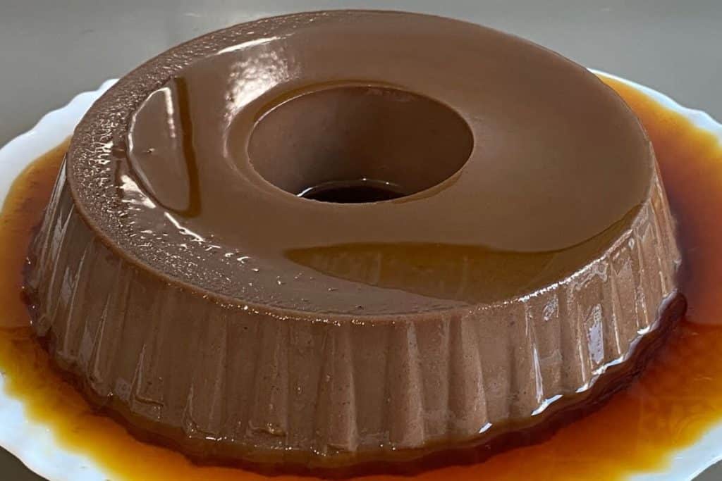 Sobremesa de chocolate, uma gostosura que não vai ao fogo e fica com uma cremosidade incrível 116 Sobremesa de chocolate