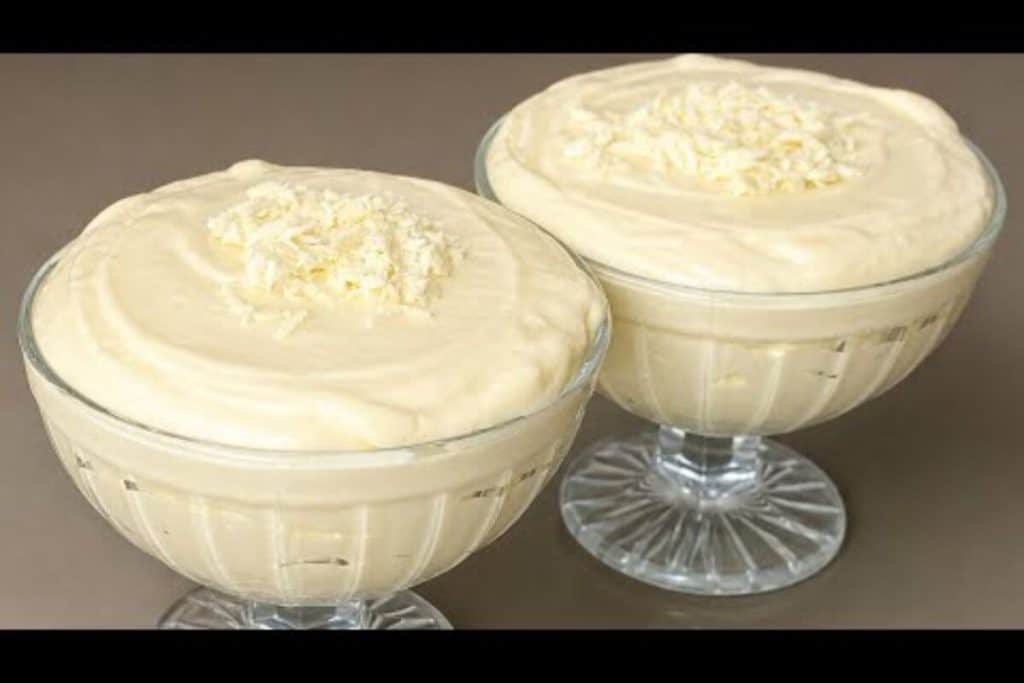 Sobremesa sem leite condensado que fica pronta rapidamente, sem precisar de geladeira ou fogão 52 Sobremesa sem leite condensado