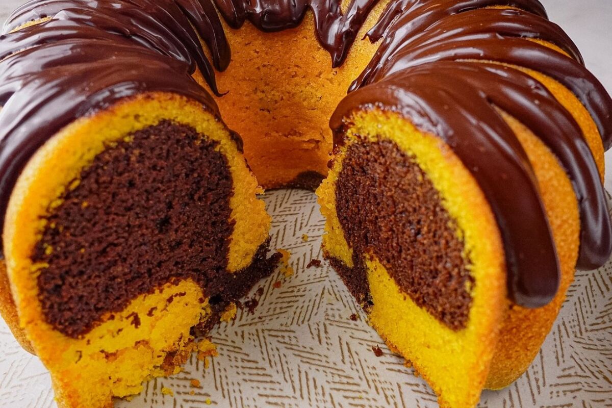 Bolo marmorizado de cenoura com chocolate: lindo, fofinho e delicioso, perfeito para a hora do café 81 Bolo marmorizado de cenoura