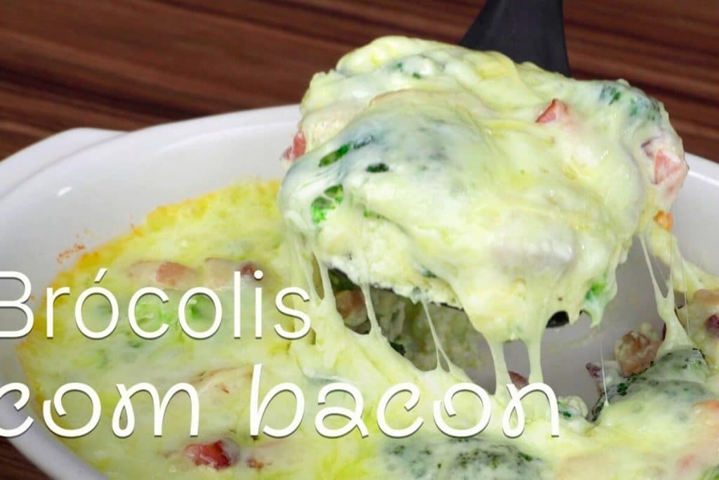 Brócolis gratinado com um molho branco delicioso e muito queijo por cima, um arraso 14 Brócolis gratinado