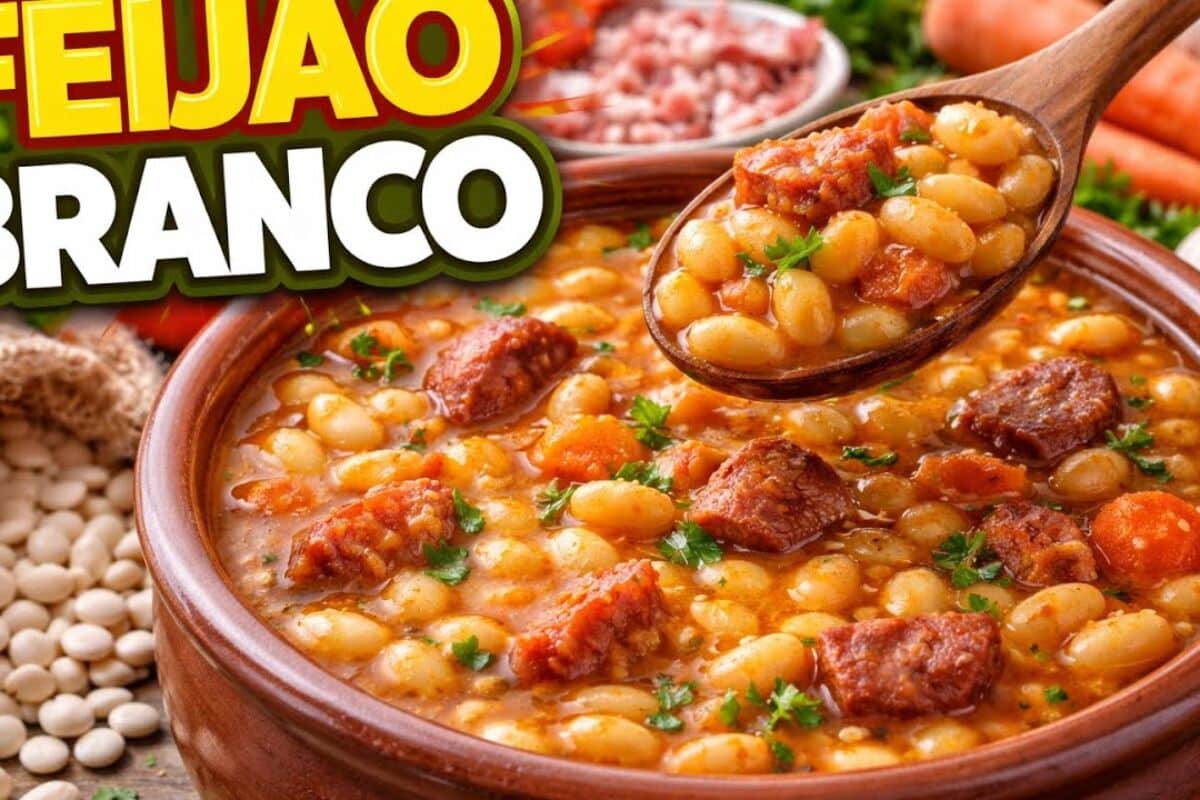 Feijão branco, que fica com o caldo grosso e leva ingredientes saborosos, uma verdadeira delícia 91 Feijão branco