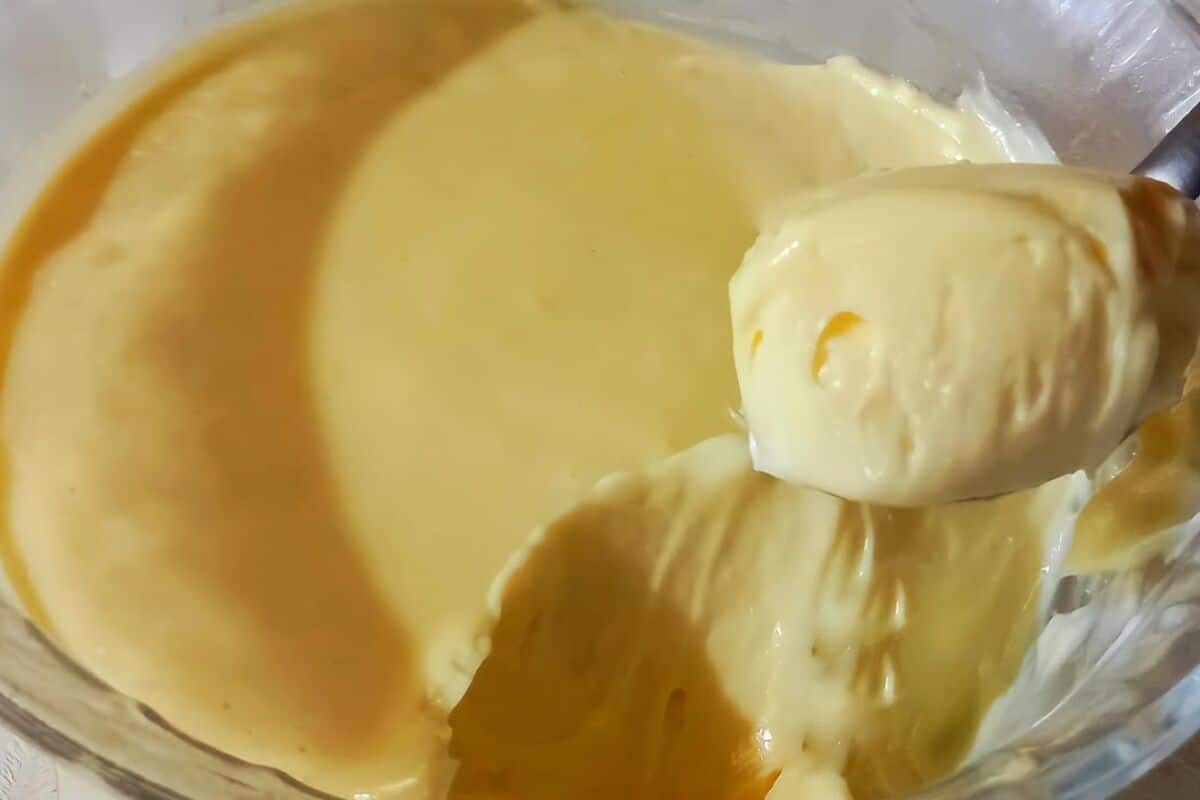 Mousse cremoso de abacaxi