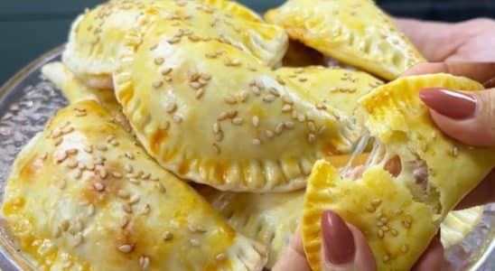 Pastel assado de 2 ingredientes