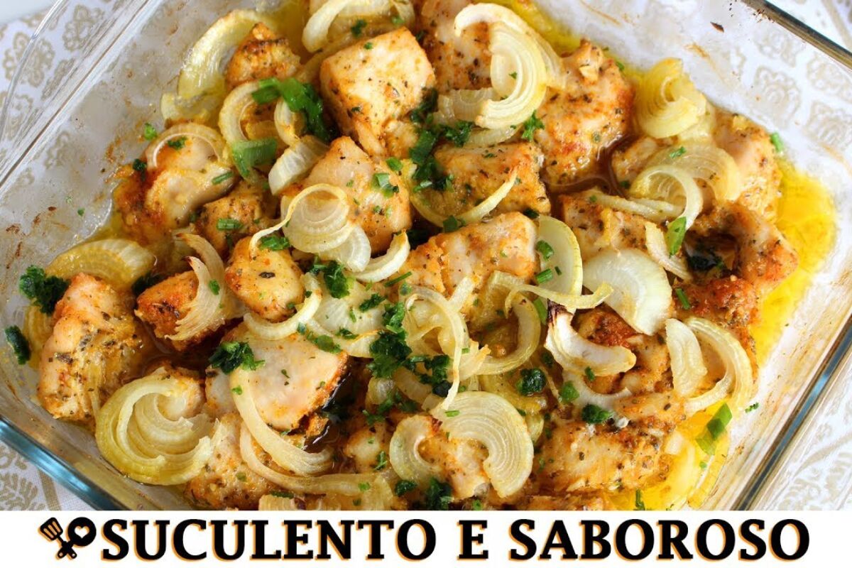 Peito de frango assado com manteiga e especiarias, para ficar suculento e douradinho 103 Peito de frango assado