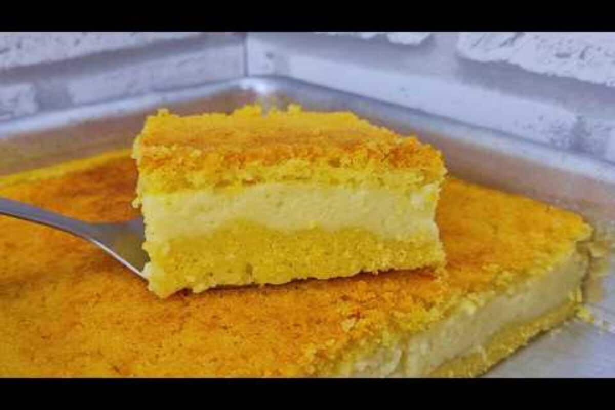 Bolo de fubá cremoso