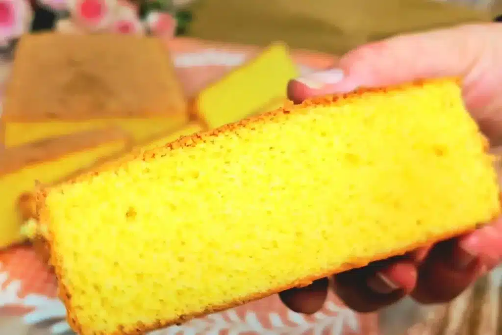 Bolo de fubá sem trigo e sem lactose, tão leve quanto uma nuvem, para servir com um café 4 Bolo de fubá sem trigo