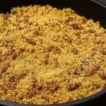 Farofa com bacon e cebola