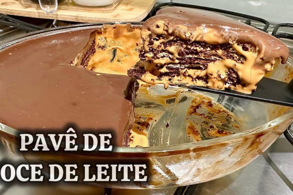 Pavê de doce de leite cremoso e feito com ingredientes simples, para surpreender a todos 38 Pavê de doce de leite
