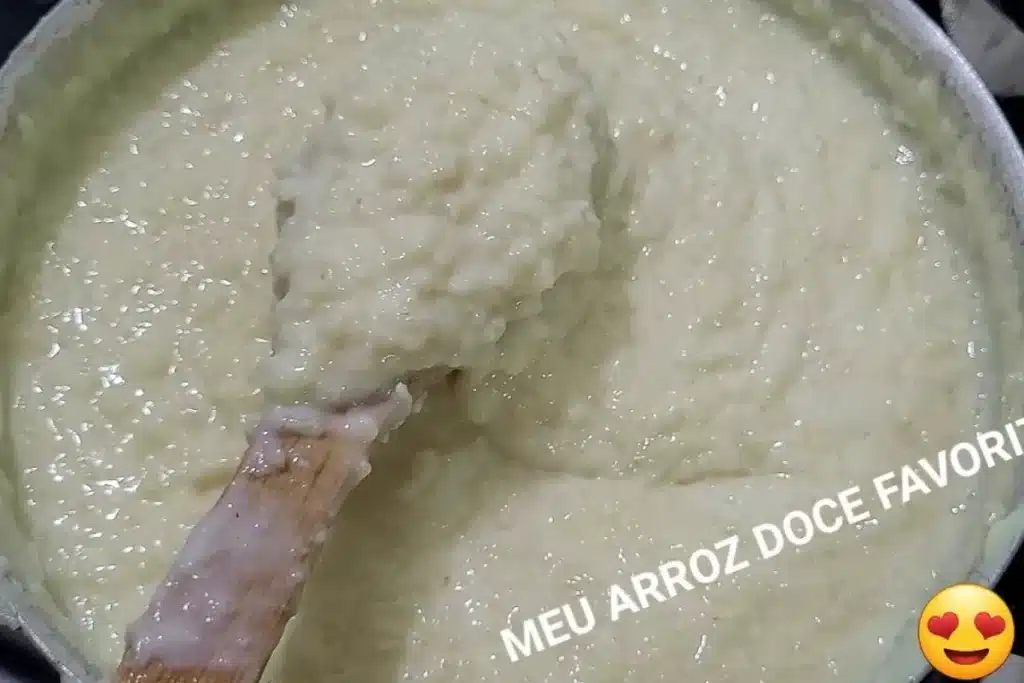 Arroz doce cremoso que fica aveludado e saboroso, uma sobremesa que a família toda vai amar 4 Arroz doce cremoso