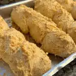 Biscoito de polvilho assado com aquele segredo especial para ficar bem crocante e não murchar 1 Biscoito de polvilho assado