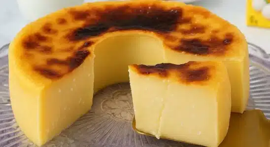 Bolo pega marido feito sem farinha de trigo com uma consistência mole e muito cremosa 1 Bolo pega marido