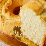 Bolo feito à mão de um jeito simples para você preparar em poucos minutos e servir com um café 1 Bolo feito à mão