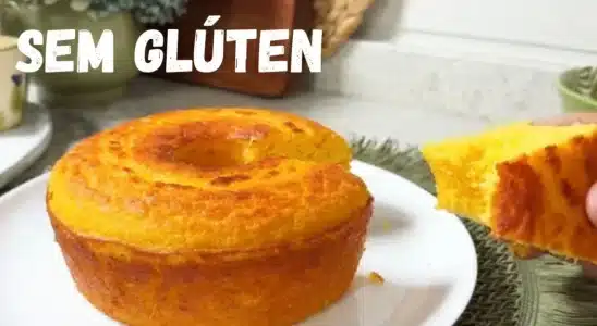 Bolo sem glúten que leva milho de latinha, é leve, rápido e saboroso, perfeito para servir com um café 1 Bolo sem glúten