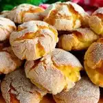 Broinhas de fubá cozido com aquela receita tradicional que fica macia por dentro e dourada por fora 1 Broinhas de fubá cozido