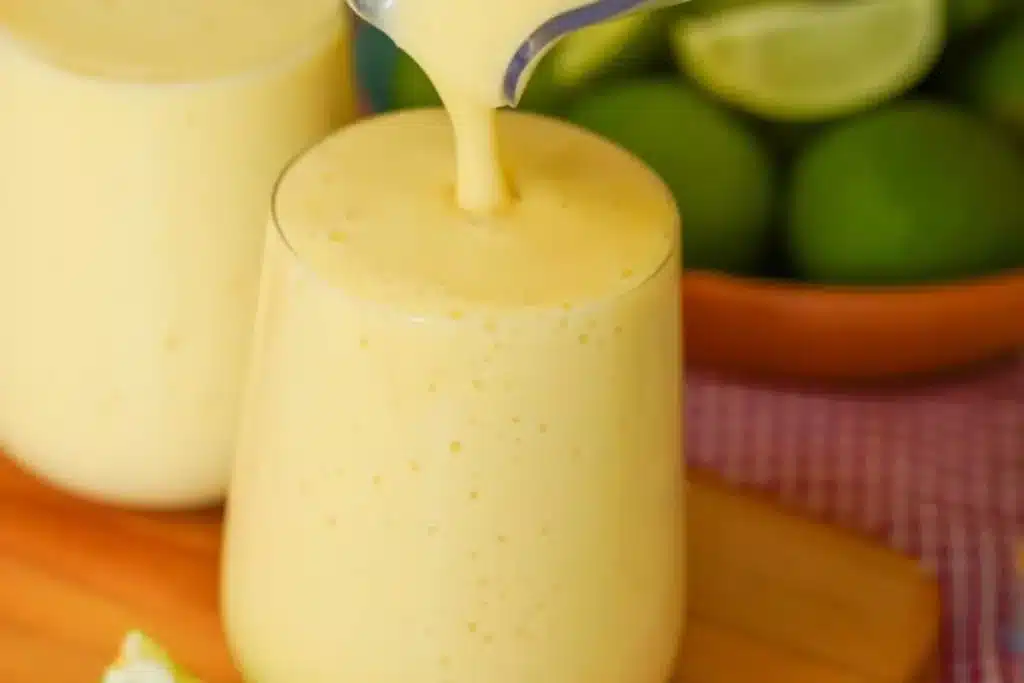 Limonada alemã super refrescante e cremosa, uma bebida maravilhosa e fácil de fazer 4 Limonada alemã