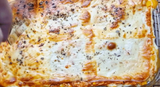 Lasanha de frango ao molho branco