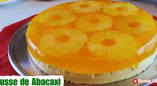Mousse de abacaxi feito com uma dica especial para não talhar que fica bem cremoso e lindo 1 Mousse de abacaxi