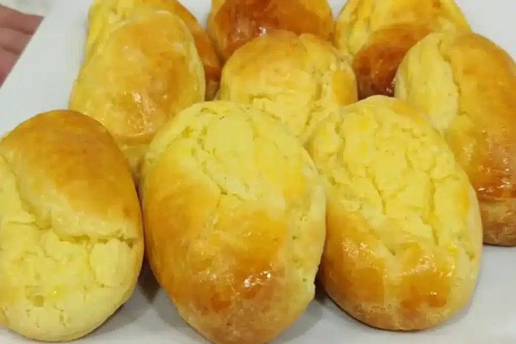 Pãozinho de batata feito totalmente sem farinha de trigo para ficar extremamente fofinho e macio 4 Pãozinho de batata