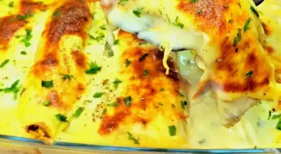 Panqueca de frango com massa leve e um maravilhoso molho de batata com cebola 4 Panqueca de frango