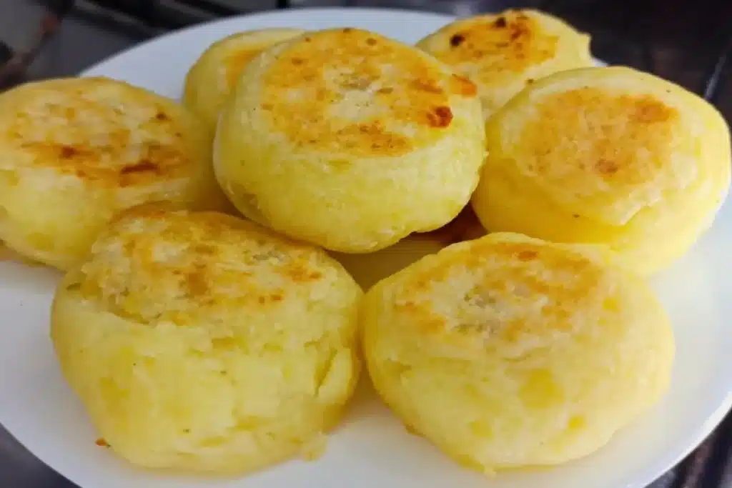 Salgado de frigideira saboroso feito sem farinha de trigo, para você preparar em poucos minutos 4 Salgado de frigideira