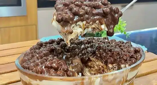 Sobremesa cremosa, um doce maravilhoso e bem geladinho que vai agradar a família toda 2 Sobremesa cremosa