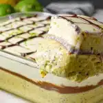 Sobremesa de 3 sabores combinando maracujá, chocolate e limão, bem cremosa e irresistível 2 Sobremesa de 3 sabores