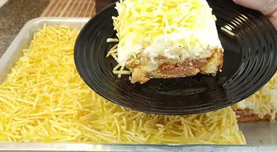Torta de salsicha com purê