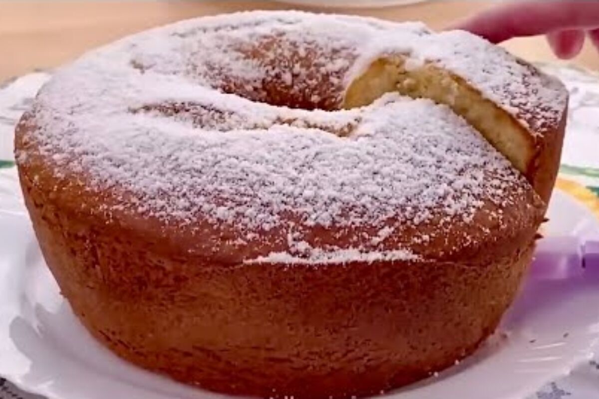 Bolo de laranja grande, fofinho e delicioso, feito com aquela receita de família espetacular 51 Bolo de laranja