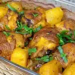 Frango assado com batata super suculento e douradinho, com aquele tempero caseiro especial 2 Frango assado com batata