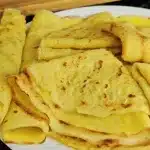 Massa de panqueca macia e leve que não quebra na hora de virar, para rechear como preferir 1 Massa de panqueca