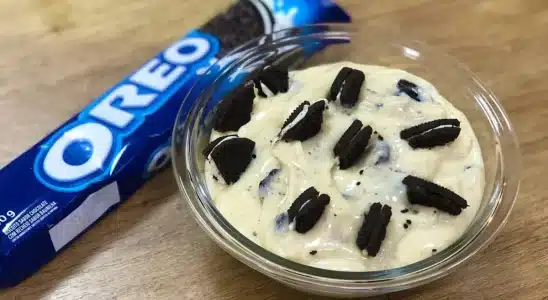 Sobremesa com Oreo combinando a crocância do biscoito com uma mousse de limão fácil e cremosa 3 Sobremesa com Oreo