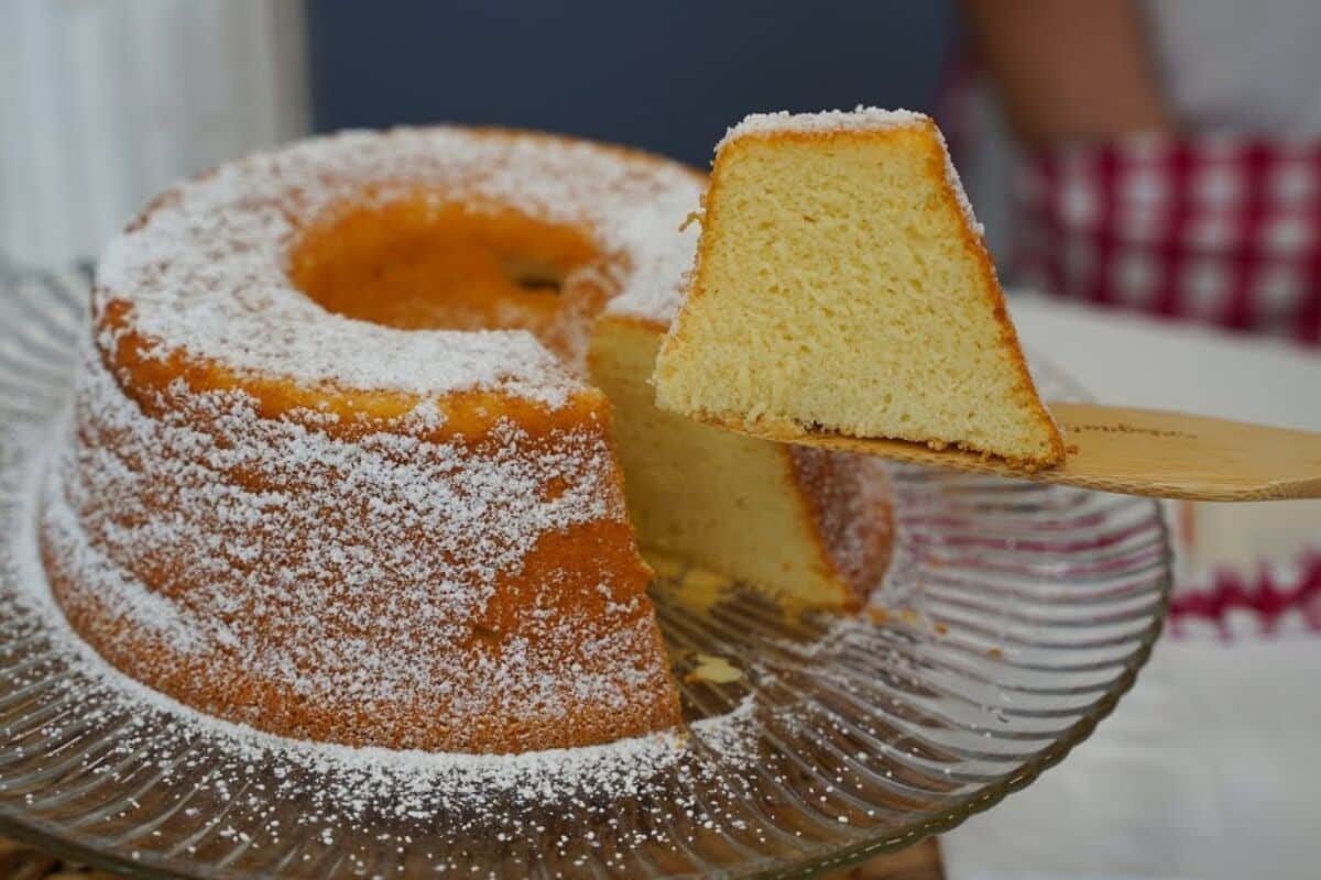 Bolo de iogurte sem glúten