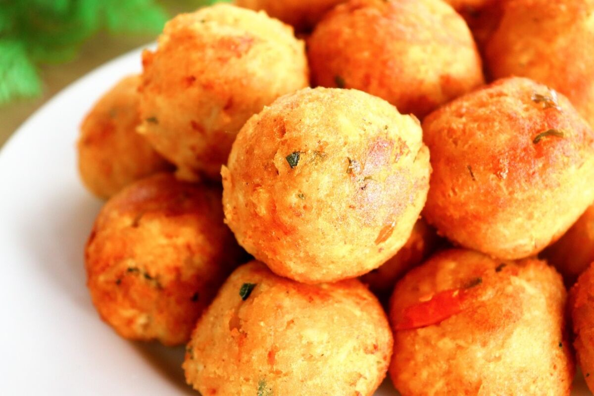 Bolinho de batata com frango