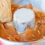 Bolo de doce de leite