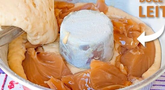 Bolo de doce de leite