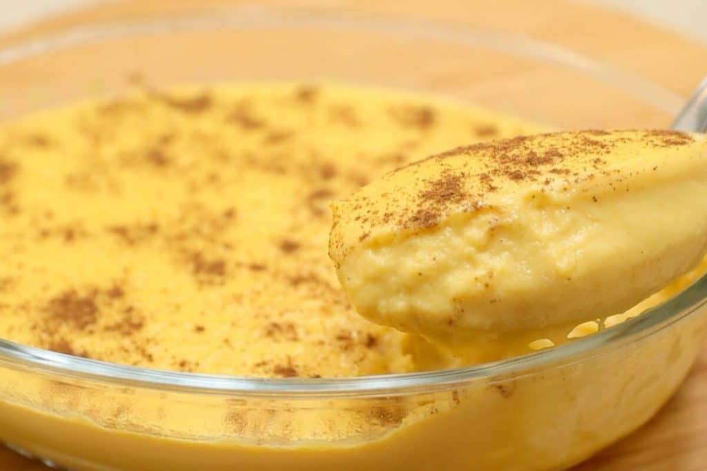 Curau de milho de latinha super cremoso, fácil e rápido, uma sobremesa tradicional divina 44 Curau de milho de latinha