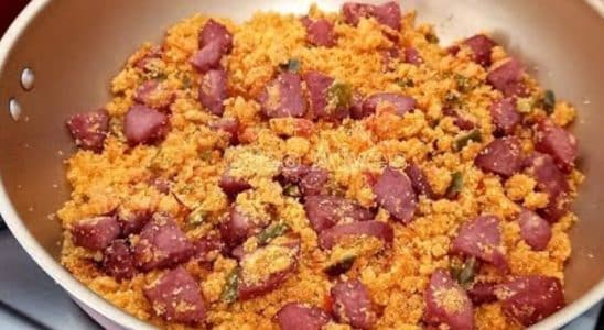 Farofa de calabresa