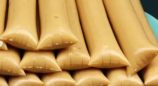 Geladinho de coco queimado muito cremoso e saboroso que rende bastante e todos vão amar 4 Geladinho de coco queimado