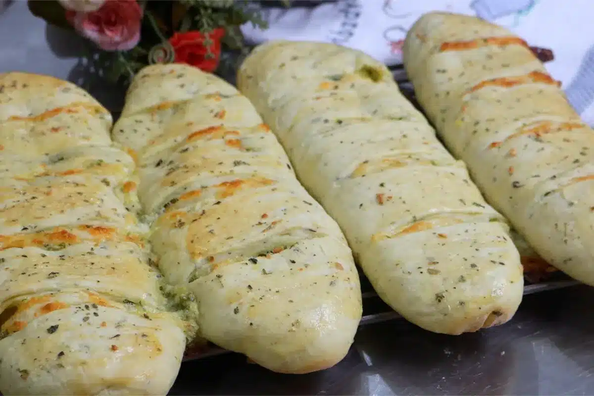 Pão de alho recheado