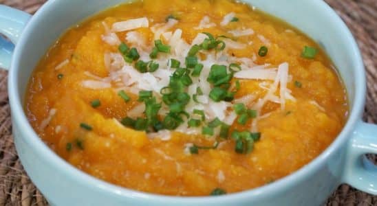 Sopa cremosa de abóbora
