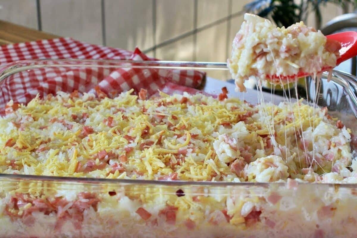 Arroz de forno cremoso com recheio bem caprichado, para uma refeição rápida, fácil e gostosa 179 Arroz de forno cremoso
