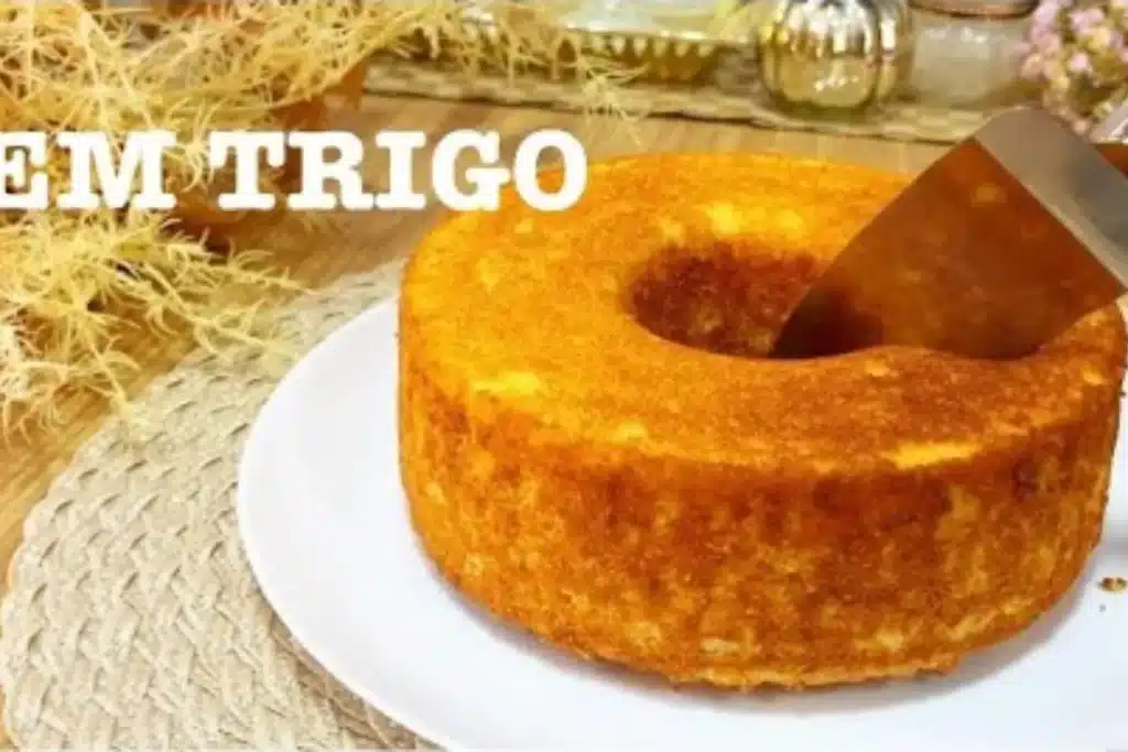 Bolo Moça de maracujá feito sem trigo, bem fofinho, cremoso e com aquele toque azedinho divino 4 Bolo moça de maracujá