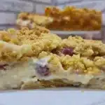 Cuca cremosa de uva com leite condensado e farofinha crocante por cima, para encantar a todos 1 Cuca cremosa de uva