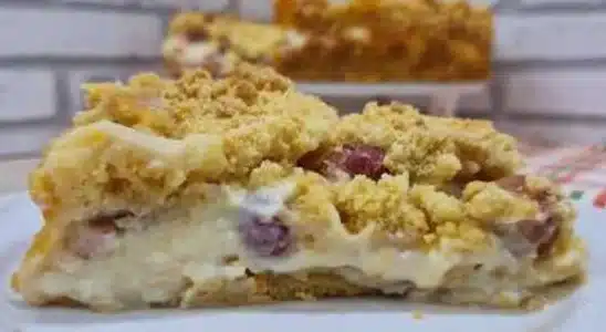 Cuca cremosa de uva com leite condensado e farofinha crocante por cima, para encantar a todos 4 Cuca cremosa de uva