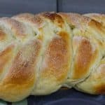 Pão caseiro trançado