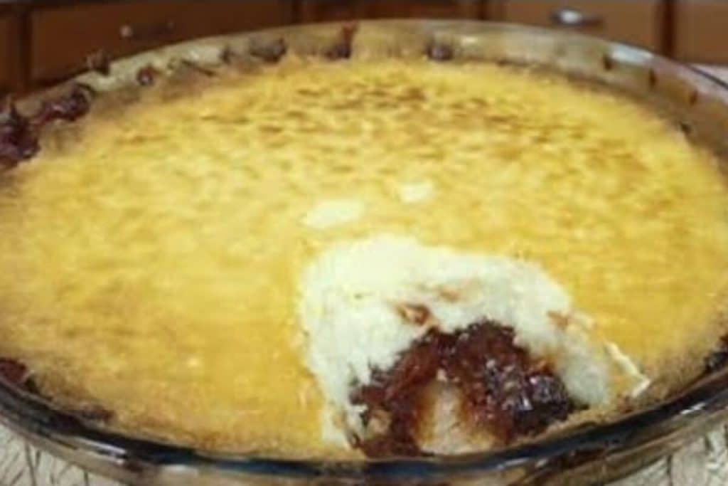 Sobremesa de queijo com goiabada